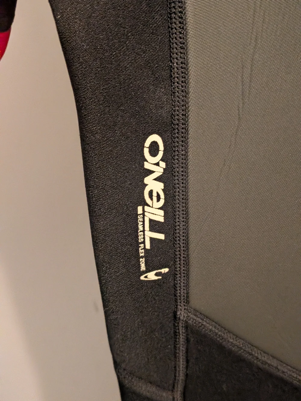 O'Neill Men's Black & Red Wetsuit Jacket - Size M